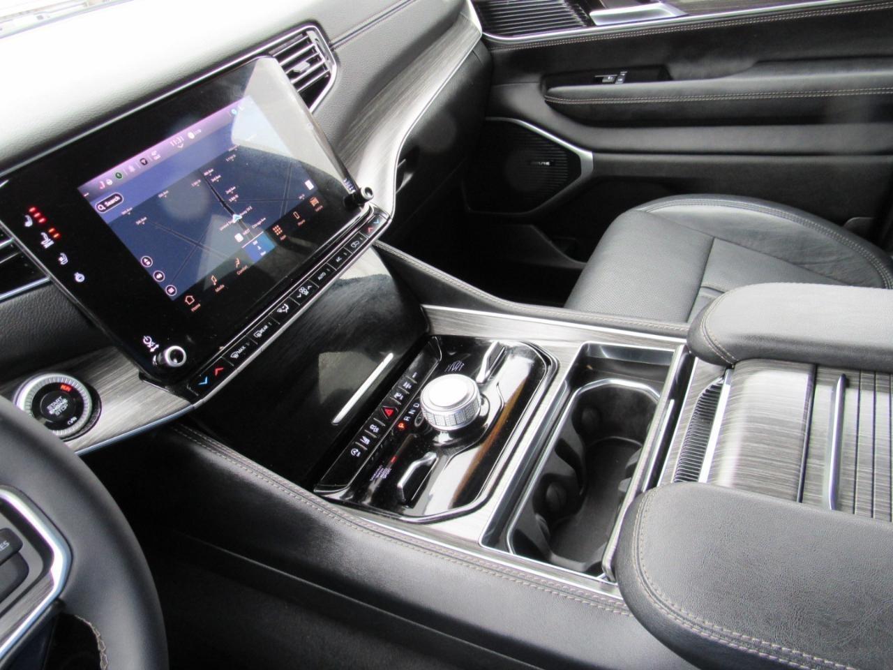 Jeep Wagoneer Series III 4x4 2024