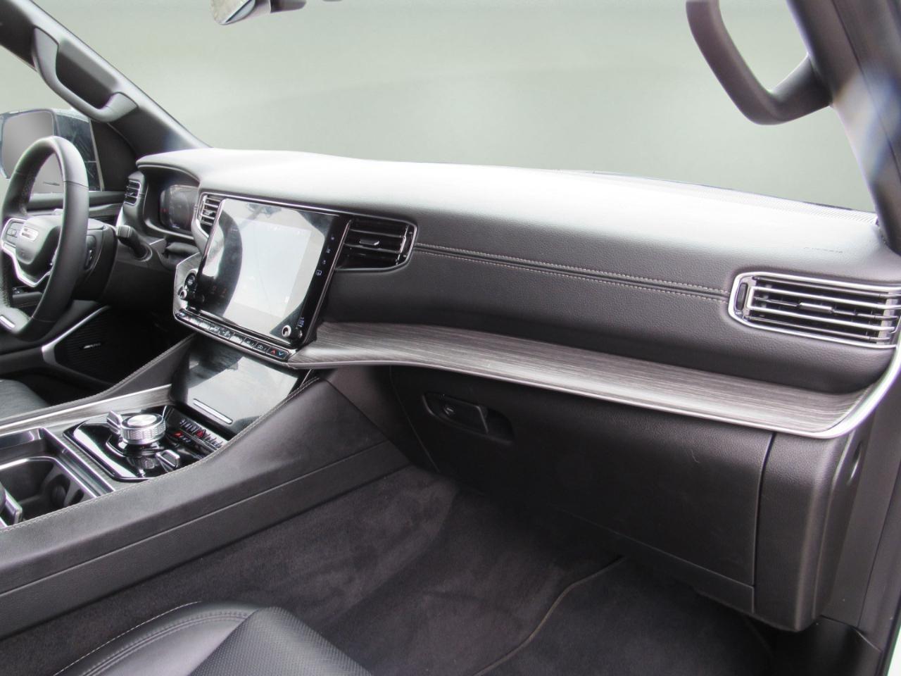 Jeep Wagoneer Series III 4x4 2024