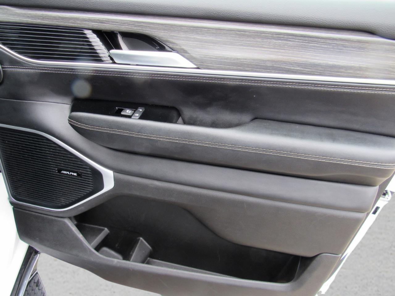 Jeep Wagoneer Series III 4x4 2024