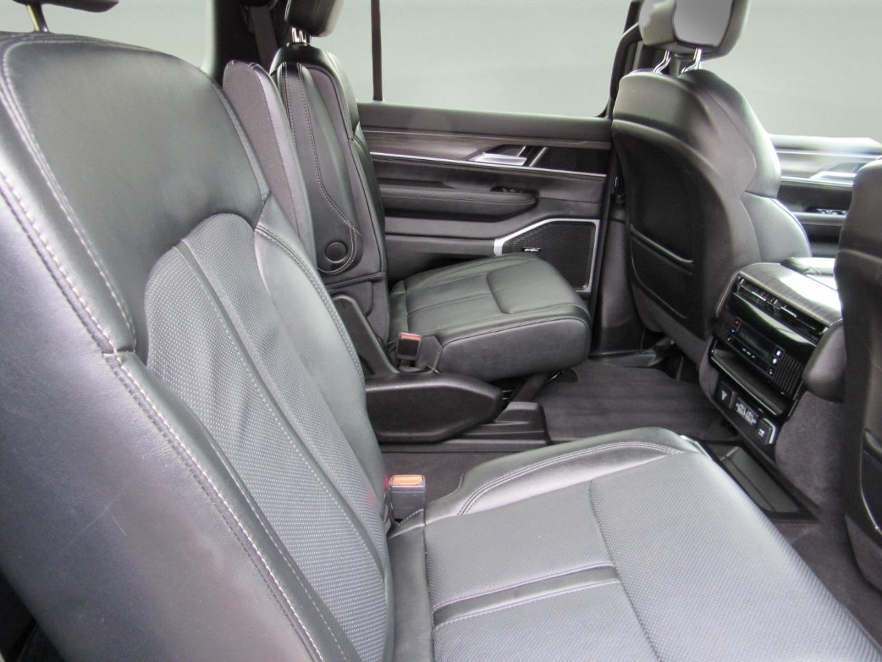 Jeep Wagoneer Series III 4x4 2024