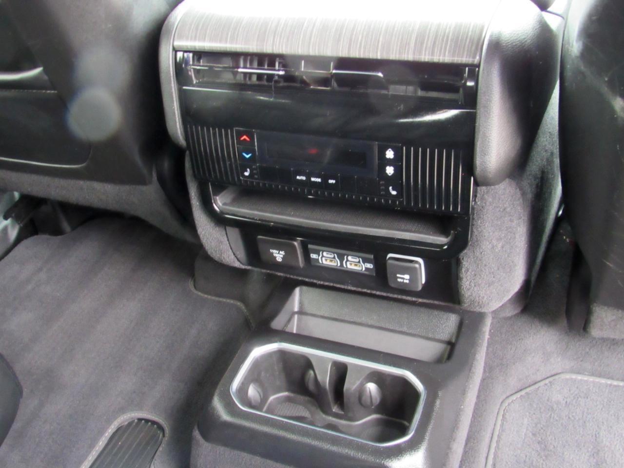 Jeep Wagoneer Series III 4x4 2024