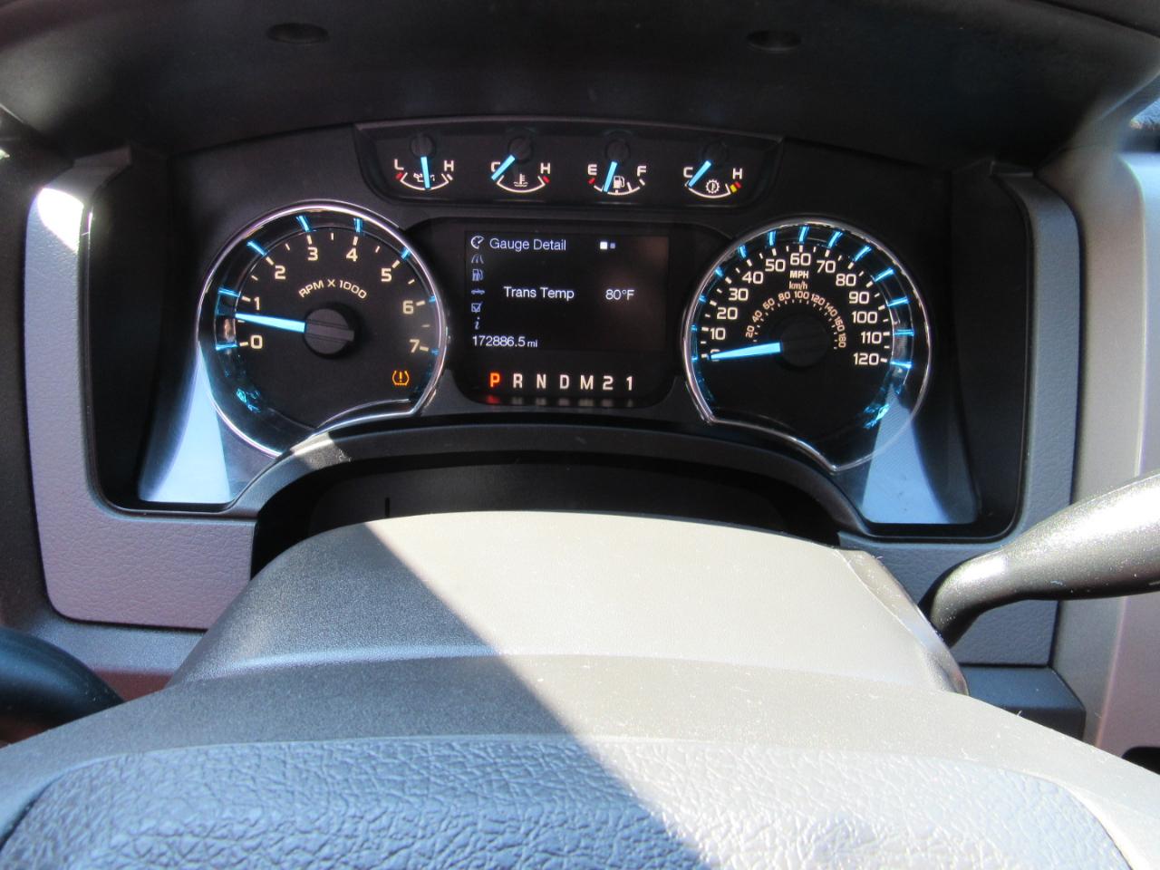 Ford F-150 XL SuperCrew 4WD 2012