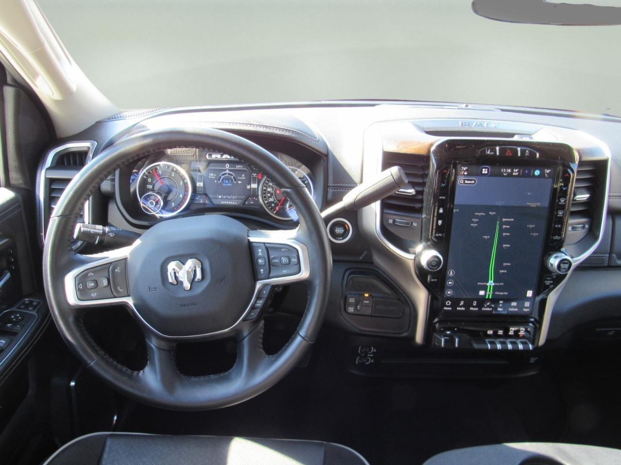 RAM 2500 Laramie Crew Cab 4WD 2024