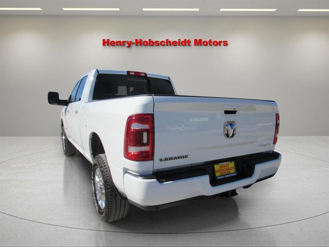 RAM 2500 Laramie Crew Cab 4WD 2024