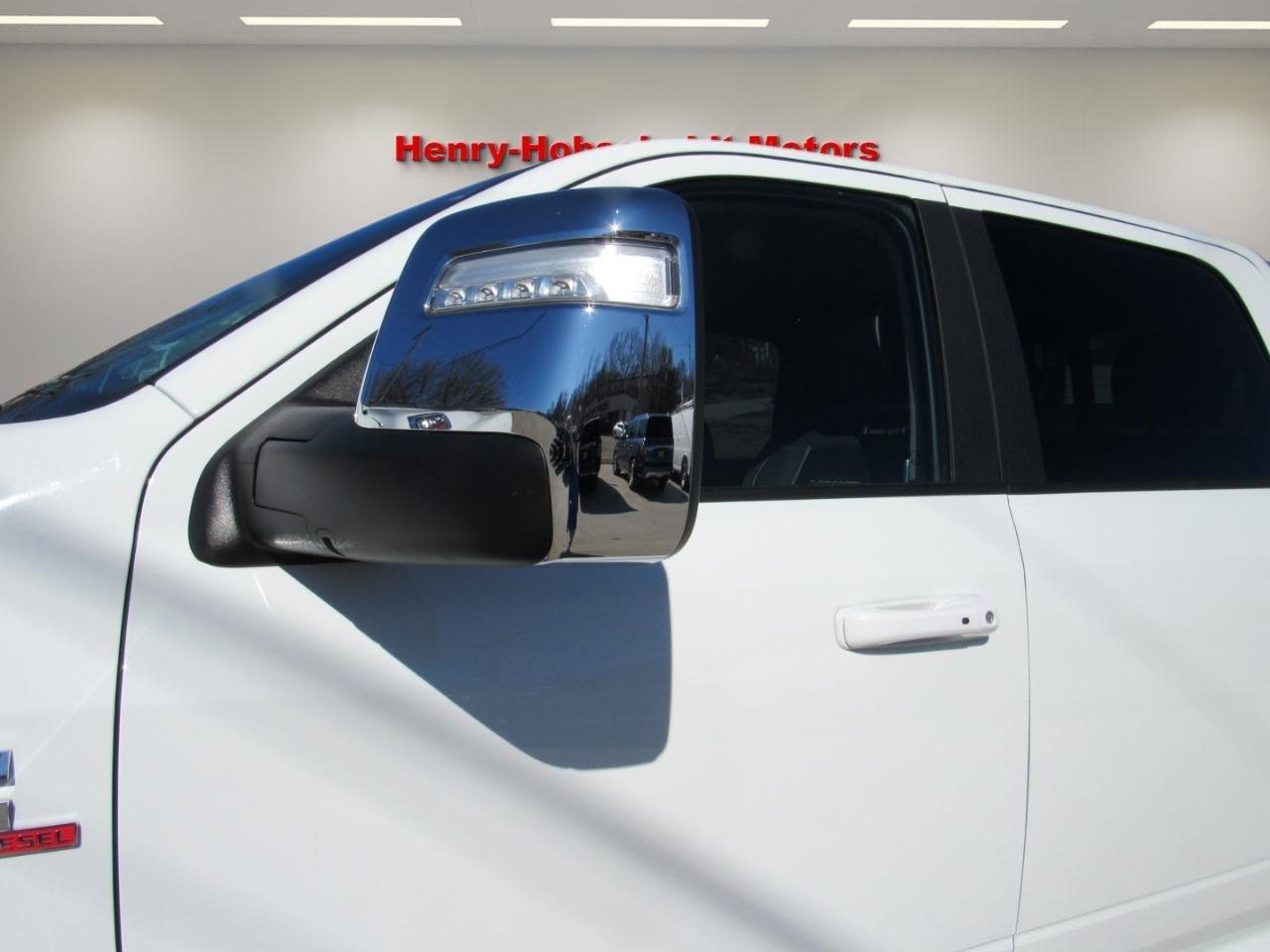 RAM 2500 Laramie Crew Cab 4WD 2024