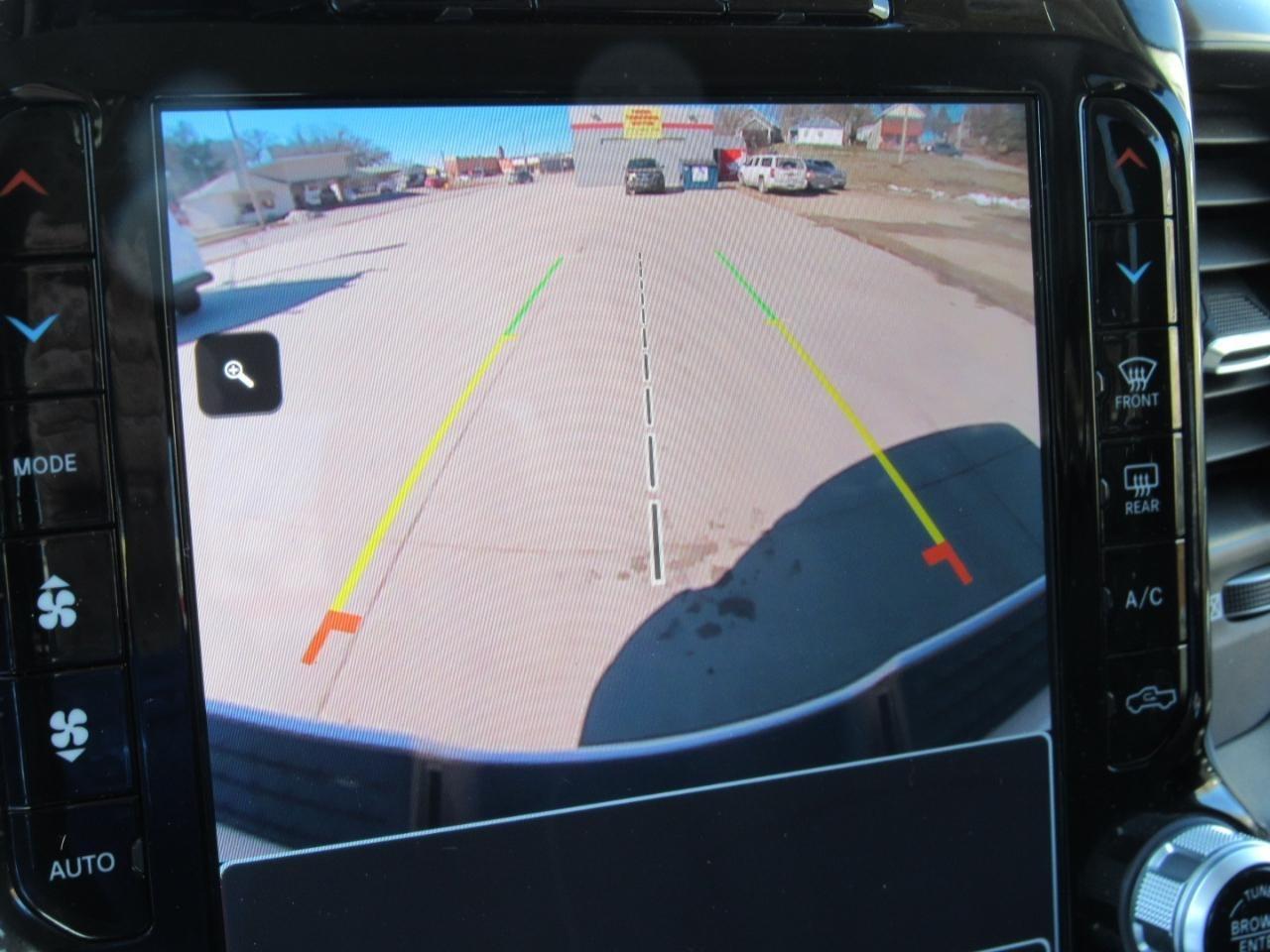 RAM 2500 Laramie Crew Cab 4WD 2024