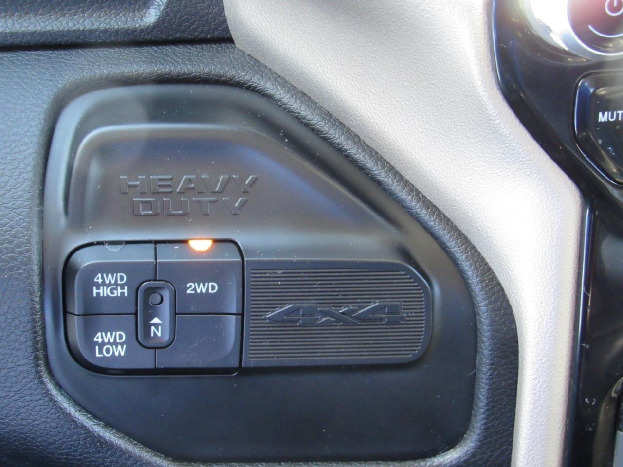 RAM 2500 Laramie Crew Cab 4WD 2024