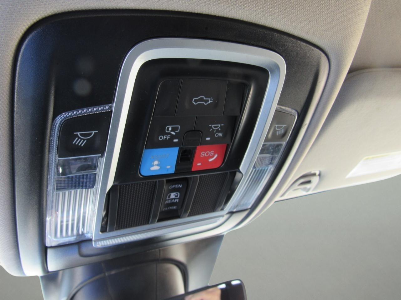 RAM 2500 Laramie Crew Cab 4WD 2024