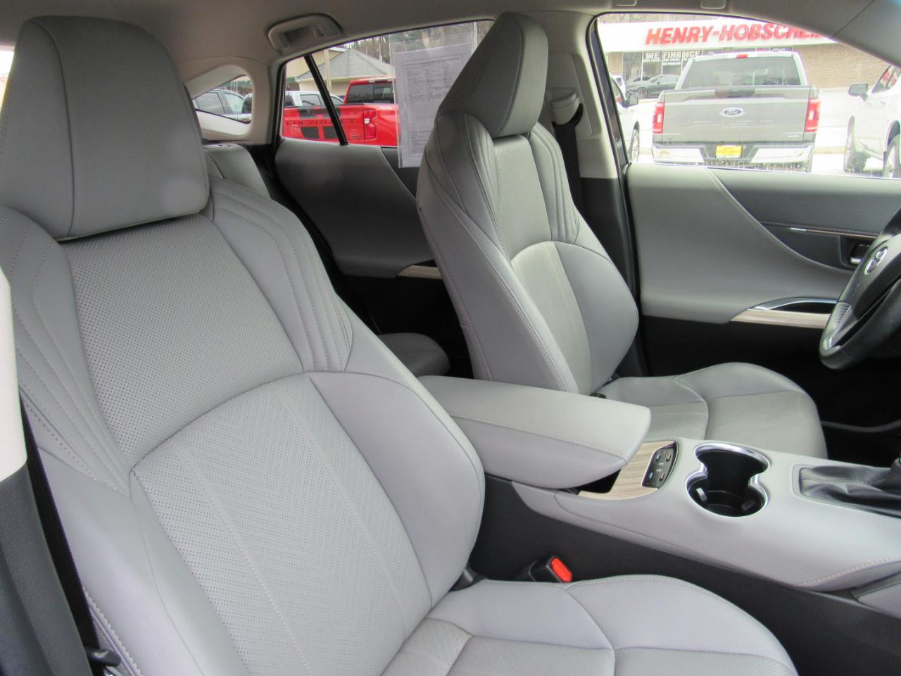 Toyota Venza XLE AWD (Natl) 2021