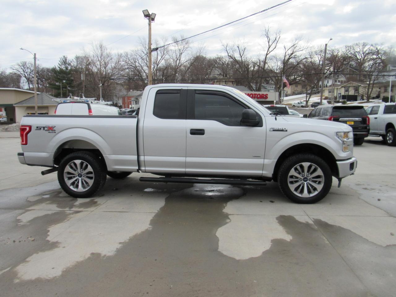 Ford F-150 XLT SuperCab 4WD 2017