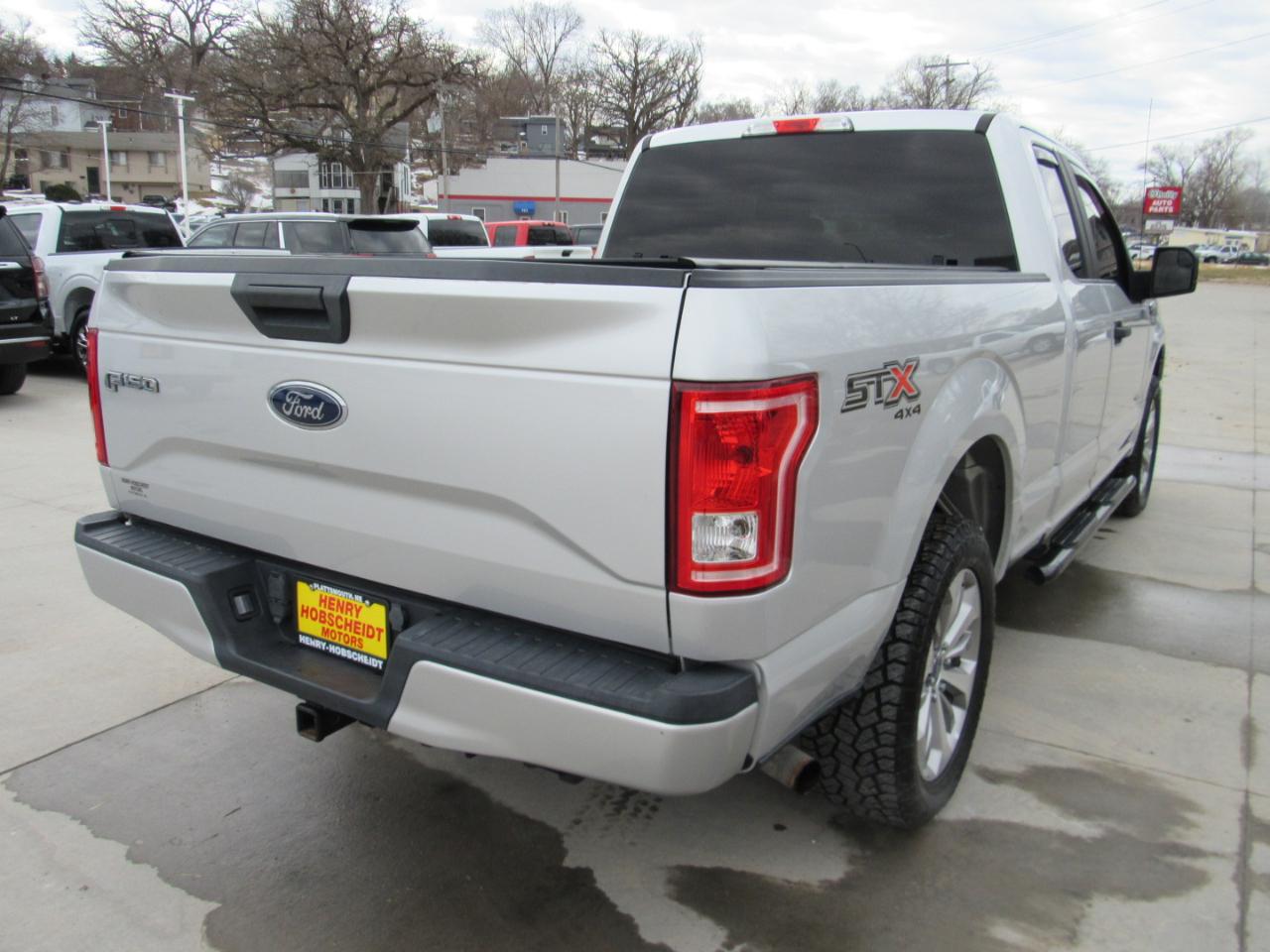 Ford F-150 XLT SuperCab 4WD 2017