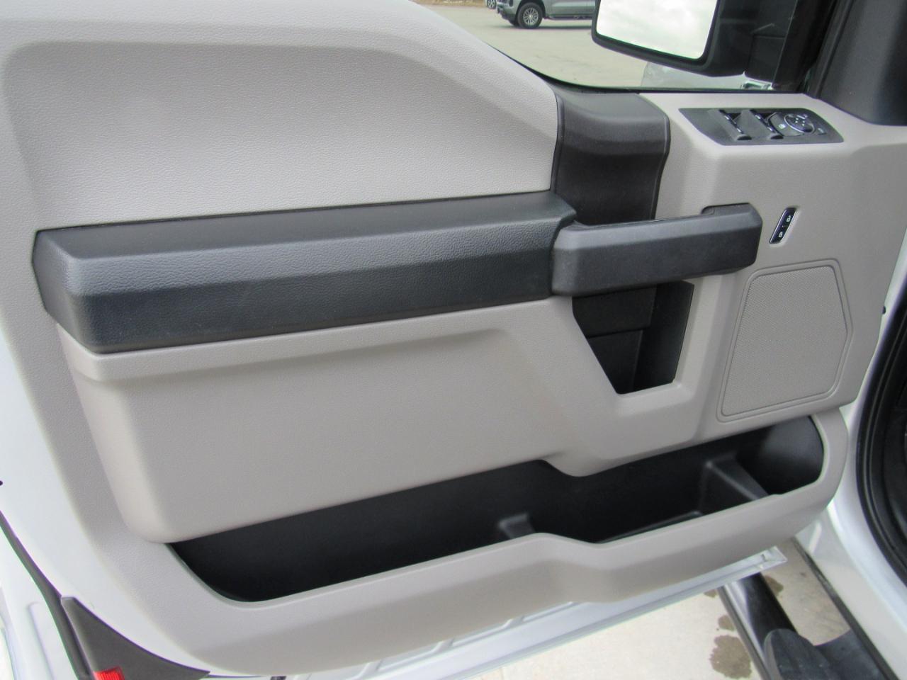 Ford F-150 XLT SuperCab 4WD 2017