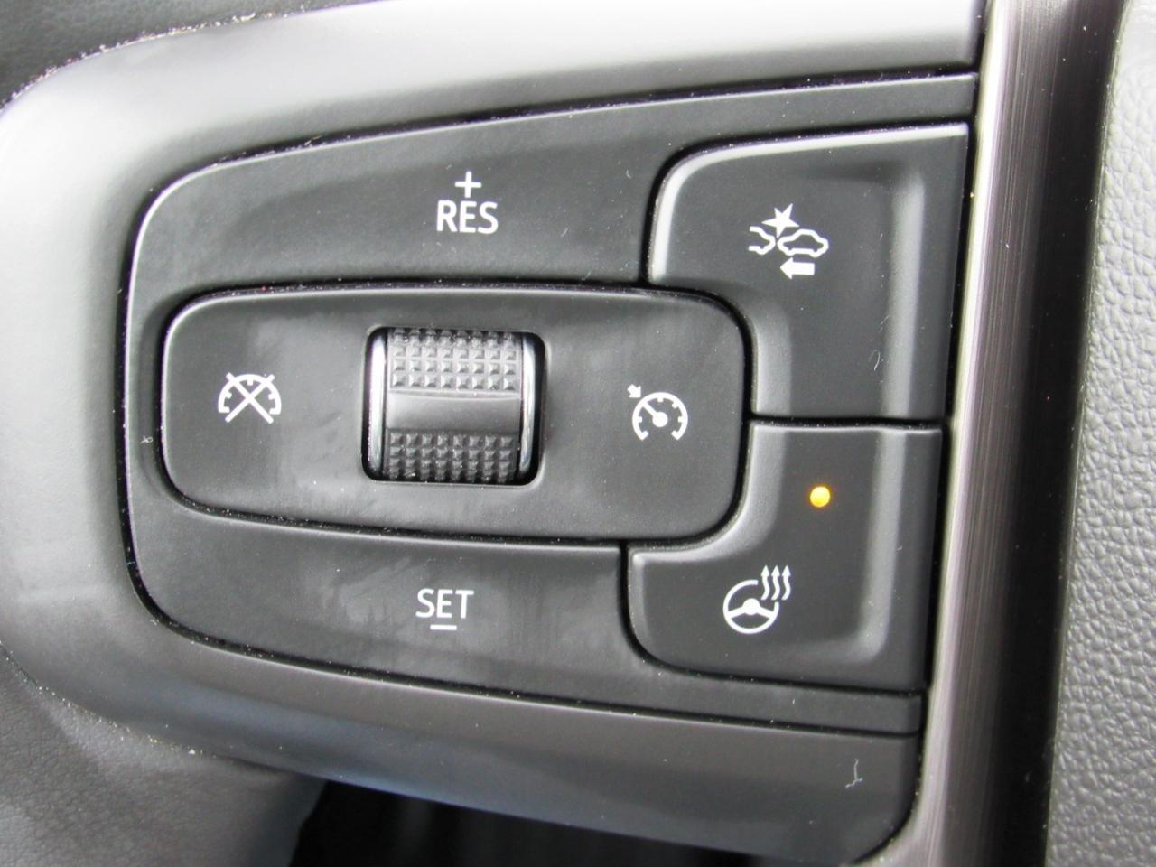 GMC Sierra 1500 AT4 Crew Cab 4WD 2025