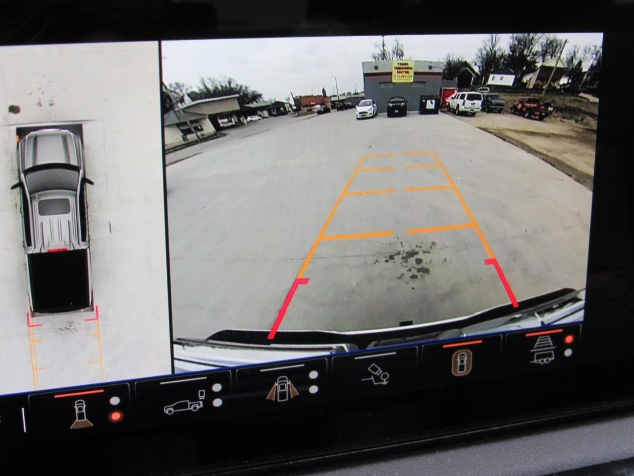 GMC Sierra 1500 AT4 Crew Cab 4WD 2025