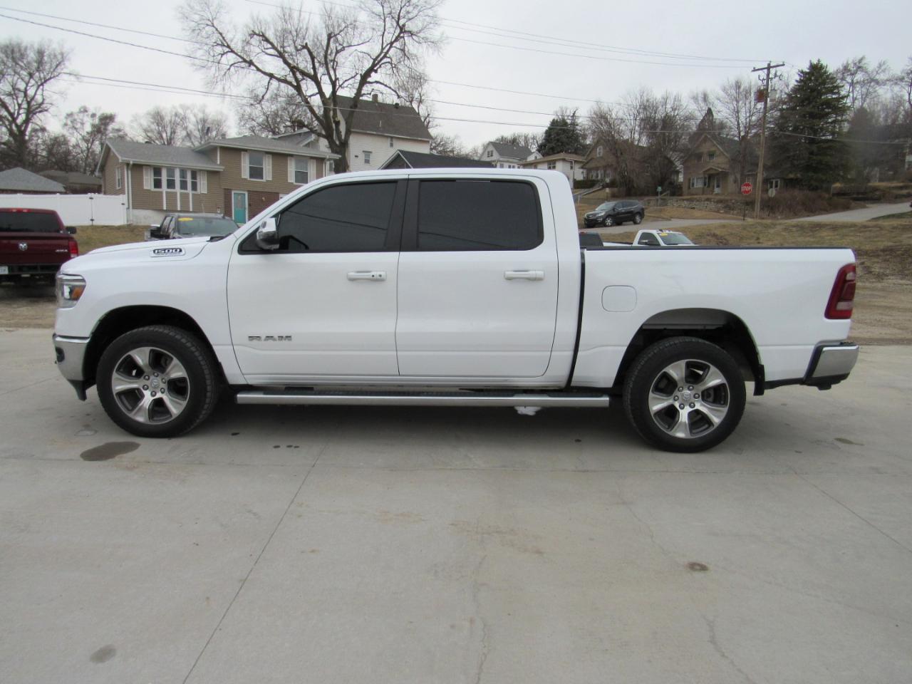 RAM 1500 Laramie Crew Cab 4WD 2023