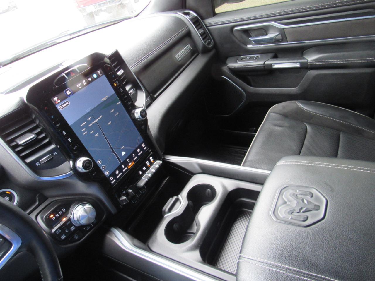 RAM 1500 Laramie Crew Cab 4WD 2023