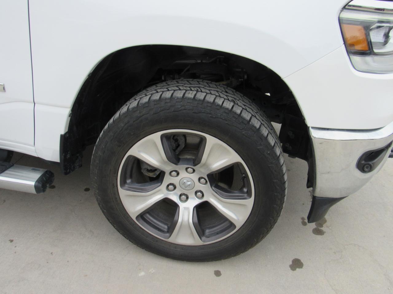 RAM 1500 Laramie Crew Cab 4WD 2023