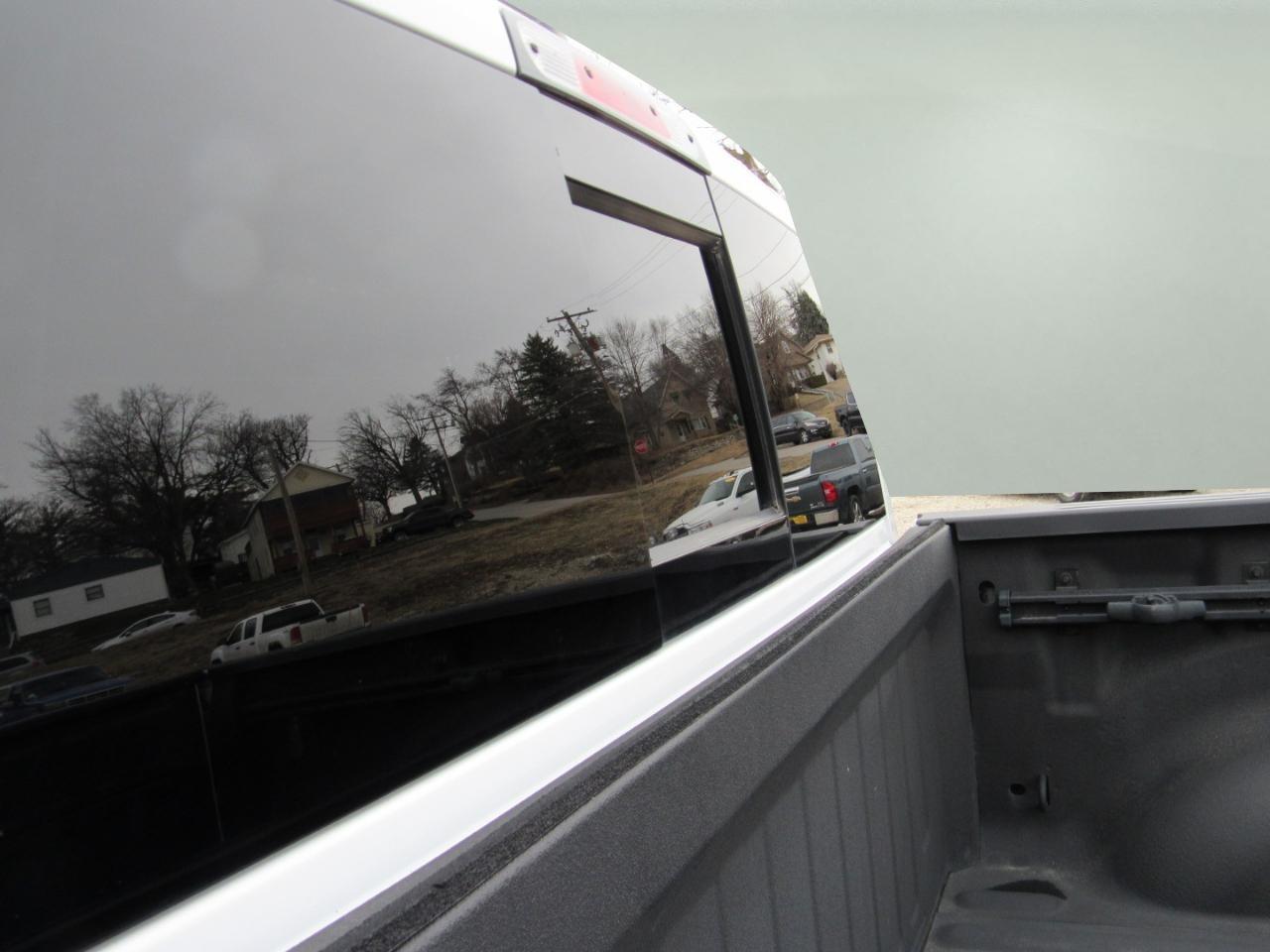 RAM 1500 Laramie Crew Cab 4WD 2023