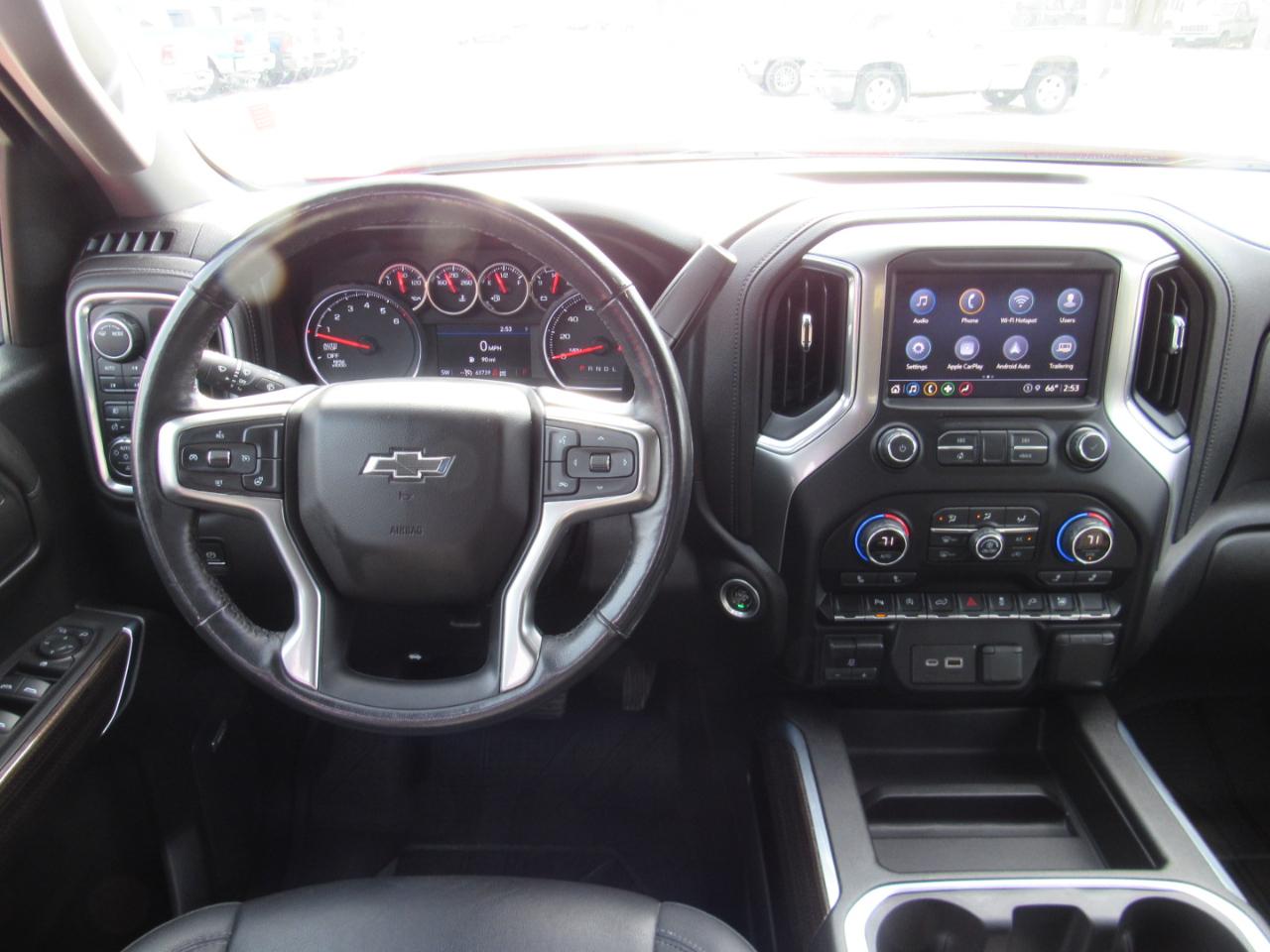 Chevrolet Silverado 1500 RST Crew Cab 4WD 2021