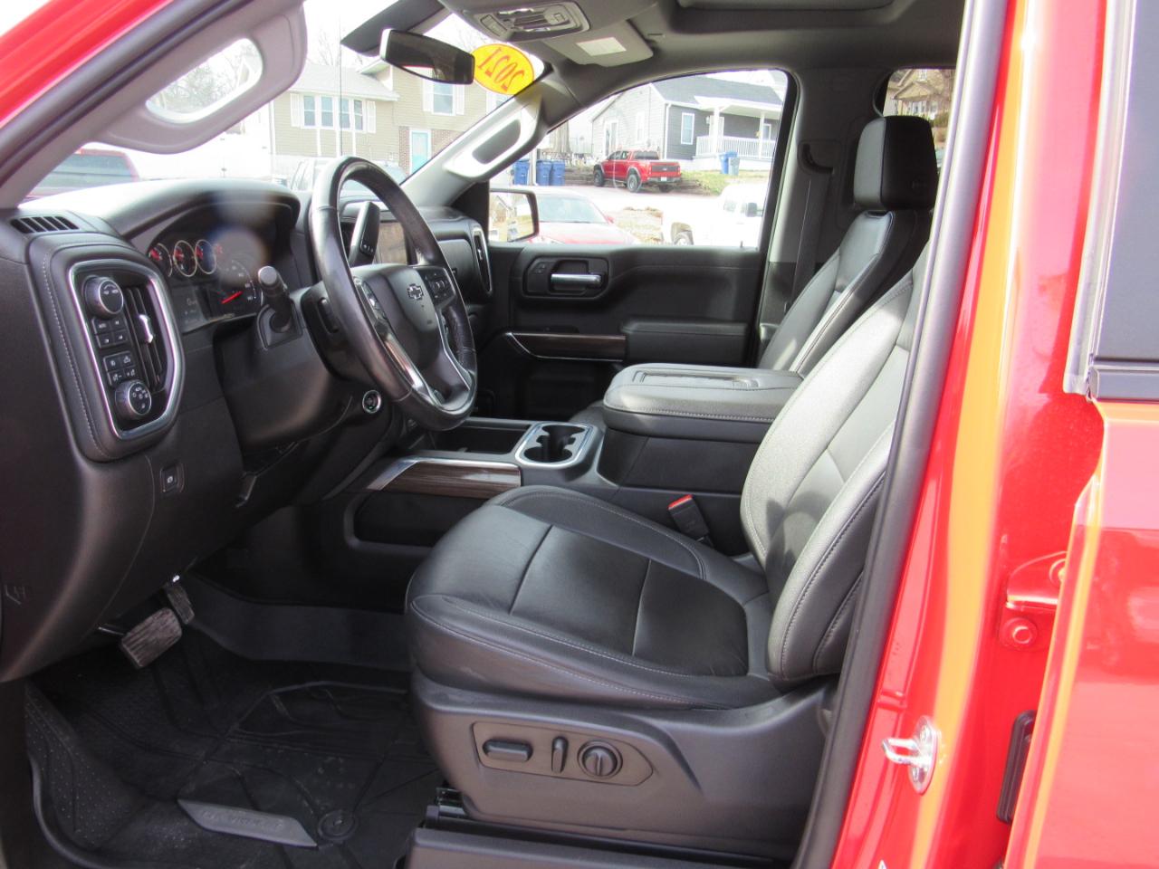 Chevrolet Silverado 1500 RST Crew Cab 4WD 2021