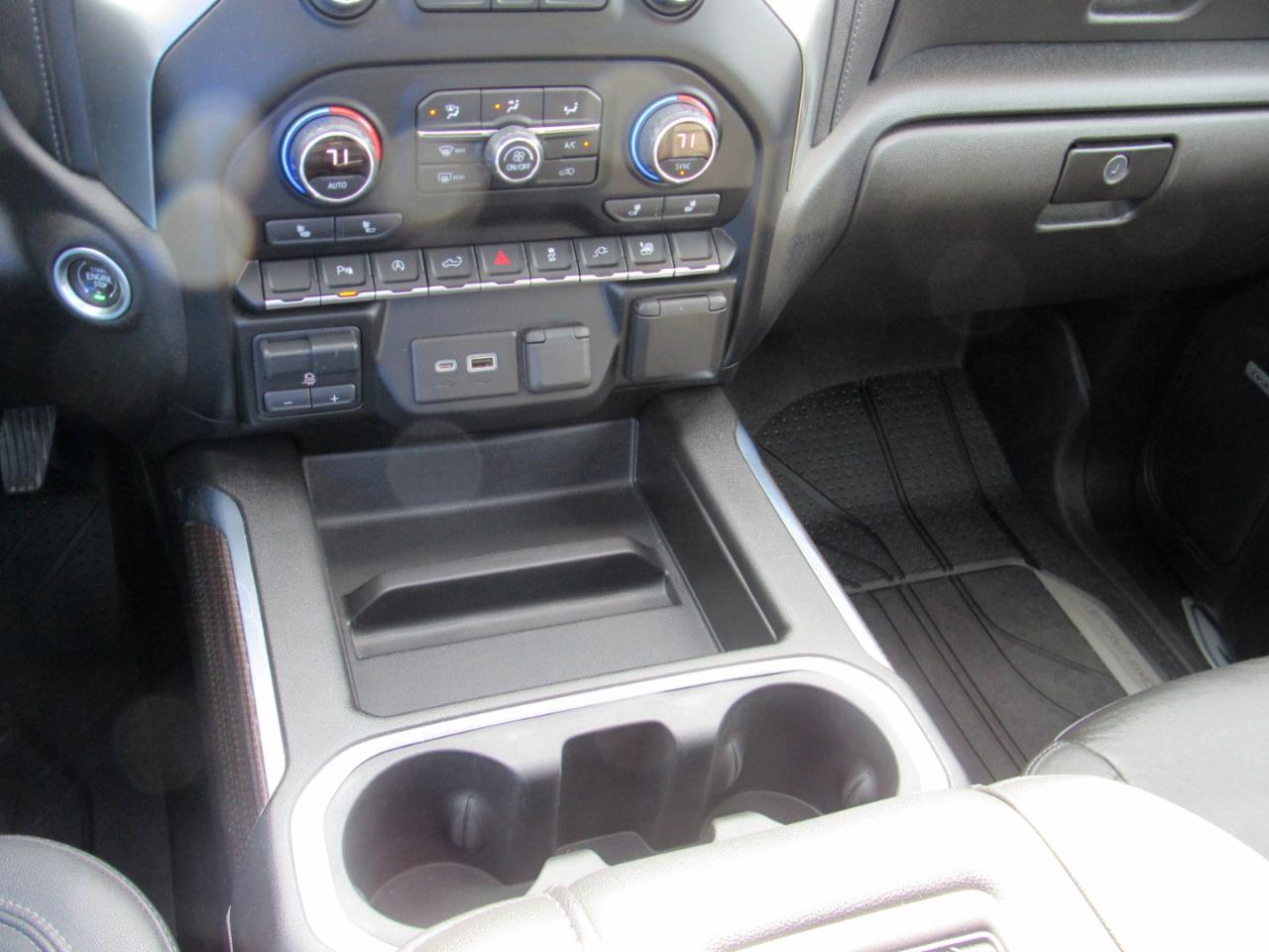 Chevrolet Silverado 1500 RST Crew Cab 4WD 2021