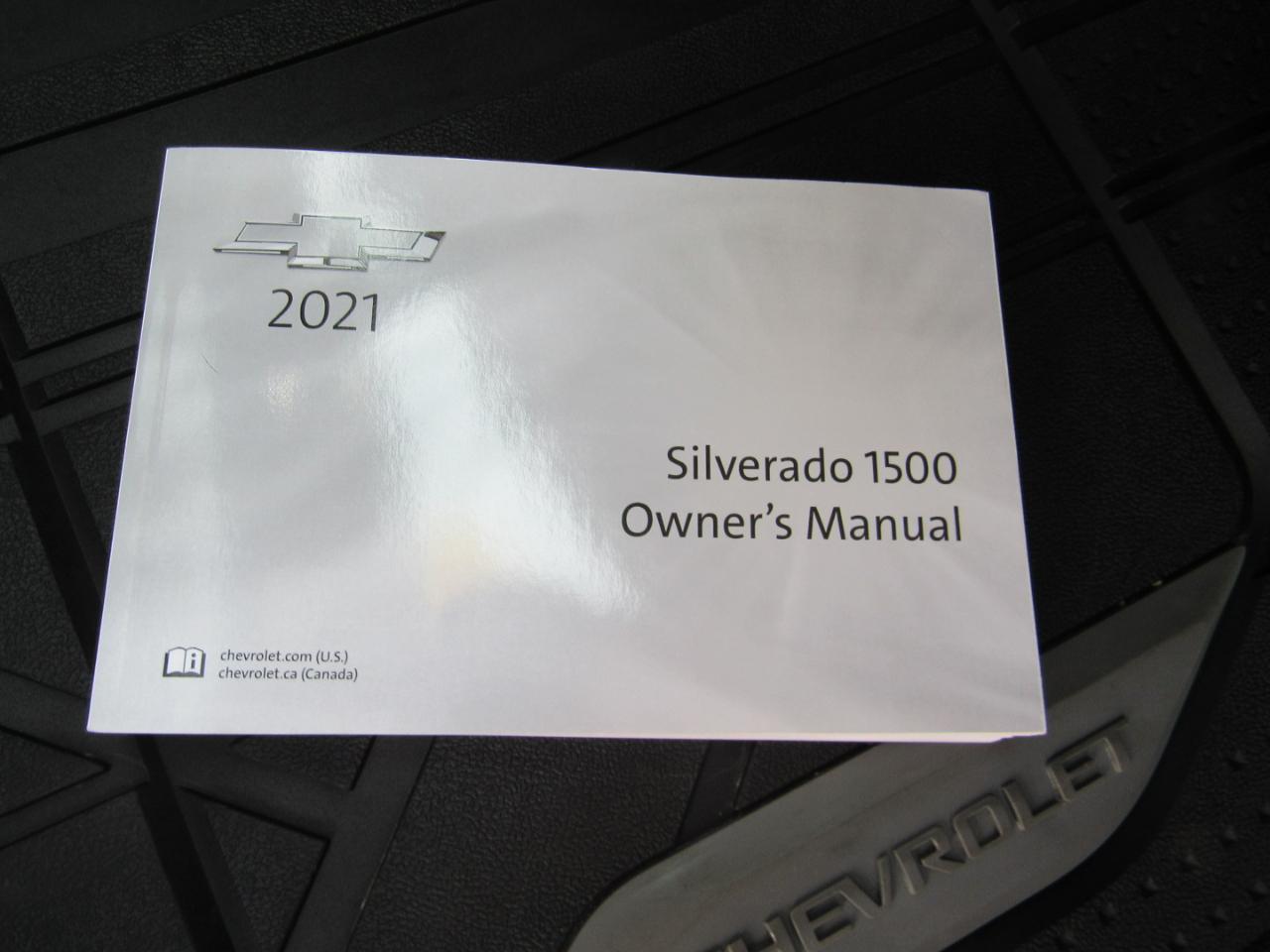 Chevrolet Silverado 1500 RST Crew Cab 4WD 2021