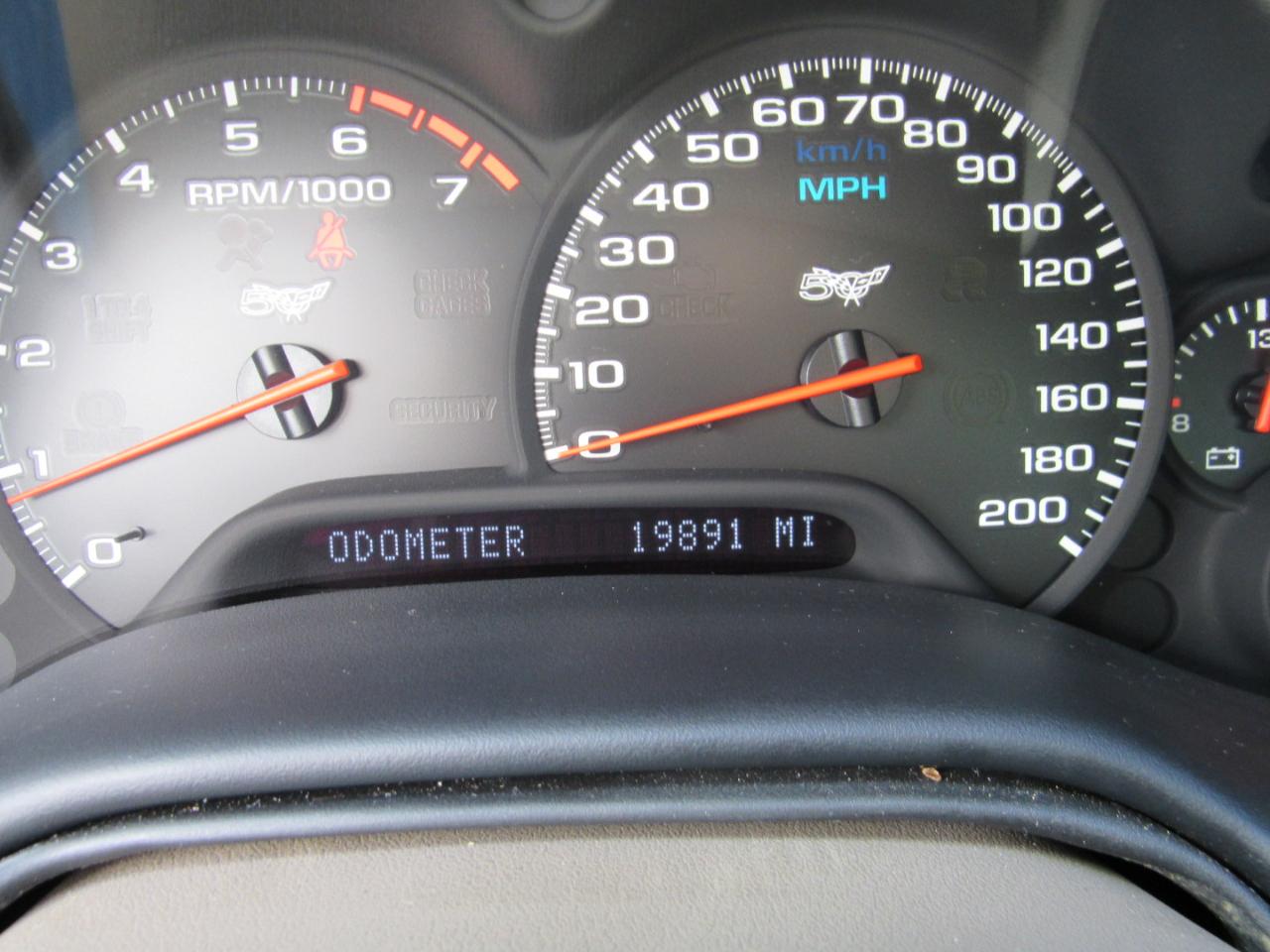 Chevrolet Corvette  2003