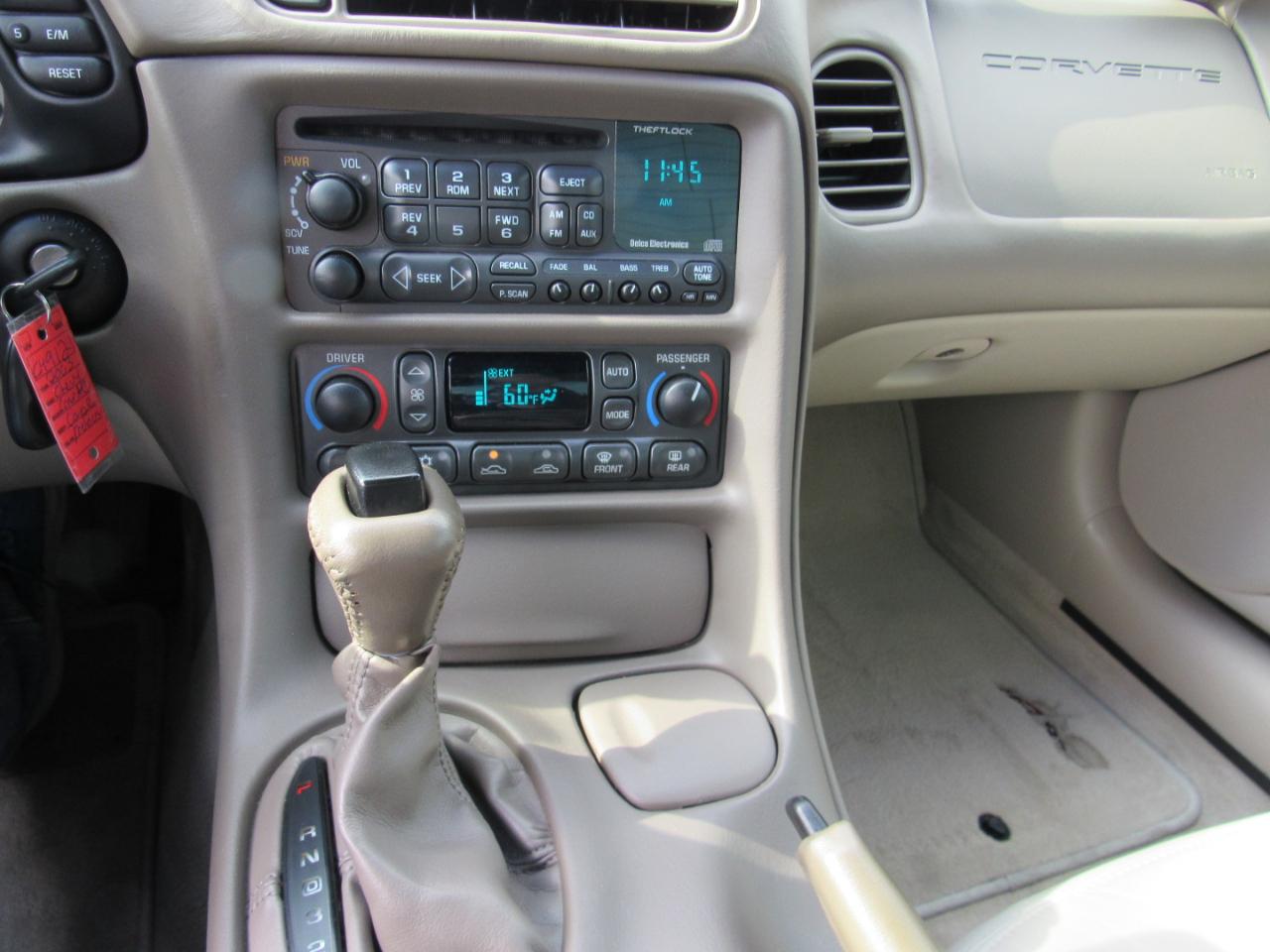 Chevrolet Corvette  2003