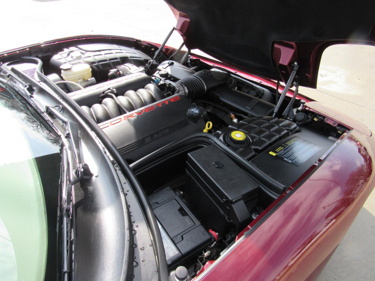 Chevrolet Corvette  2003