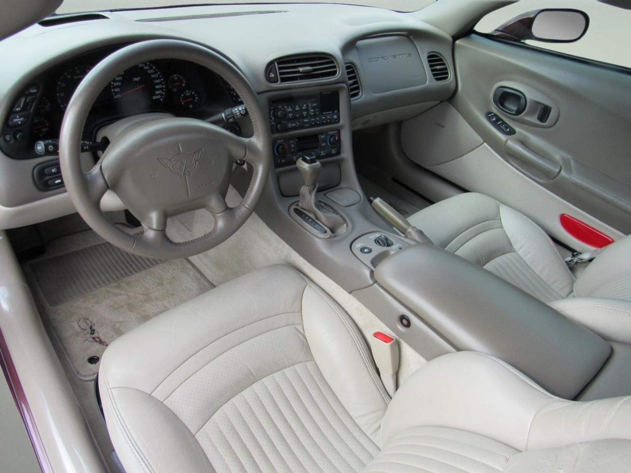 Chevrolet Corvette  2003