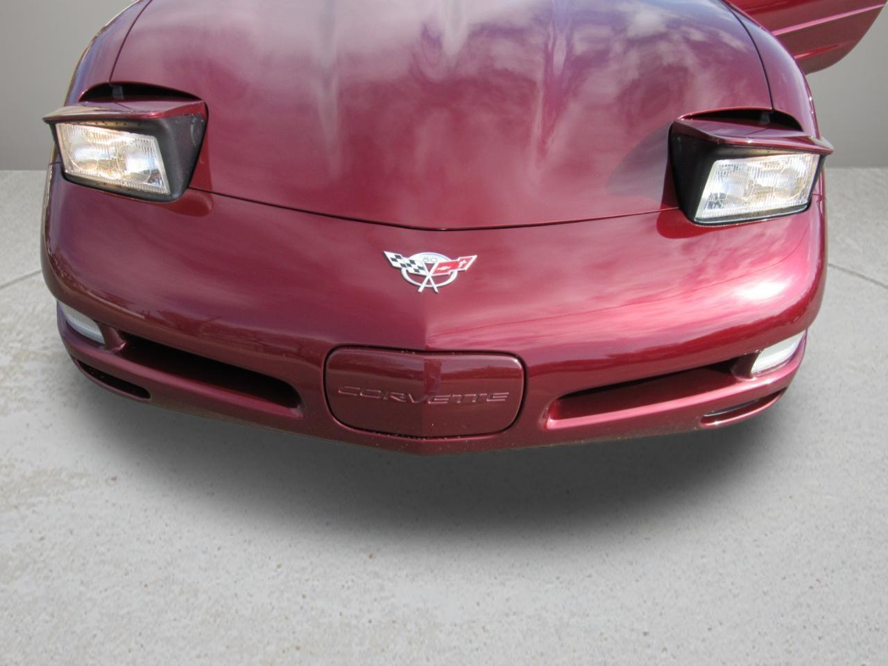 Chevrolet Corvette  2003