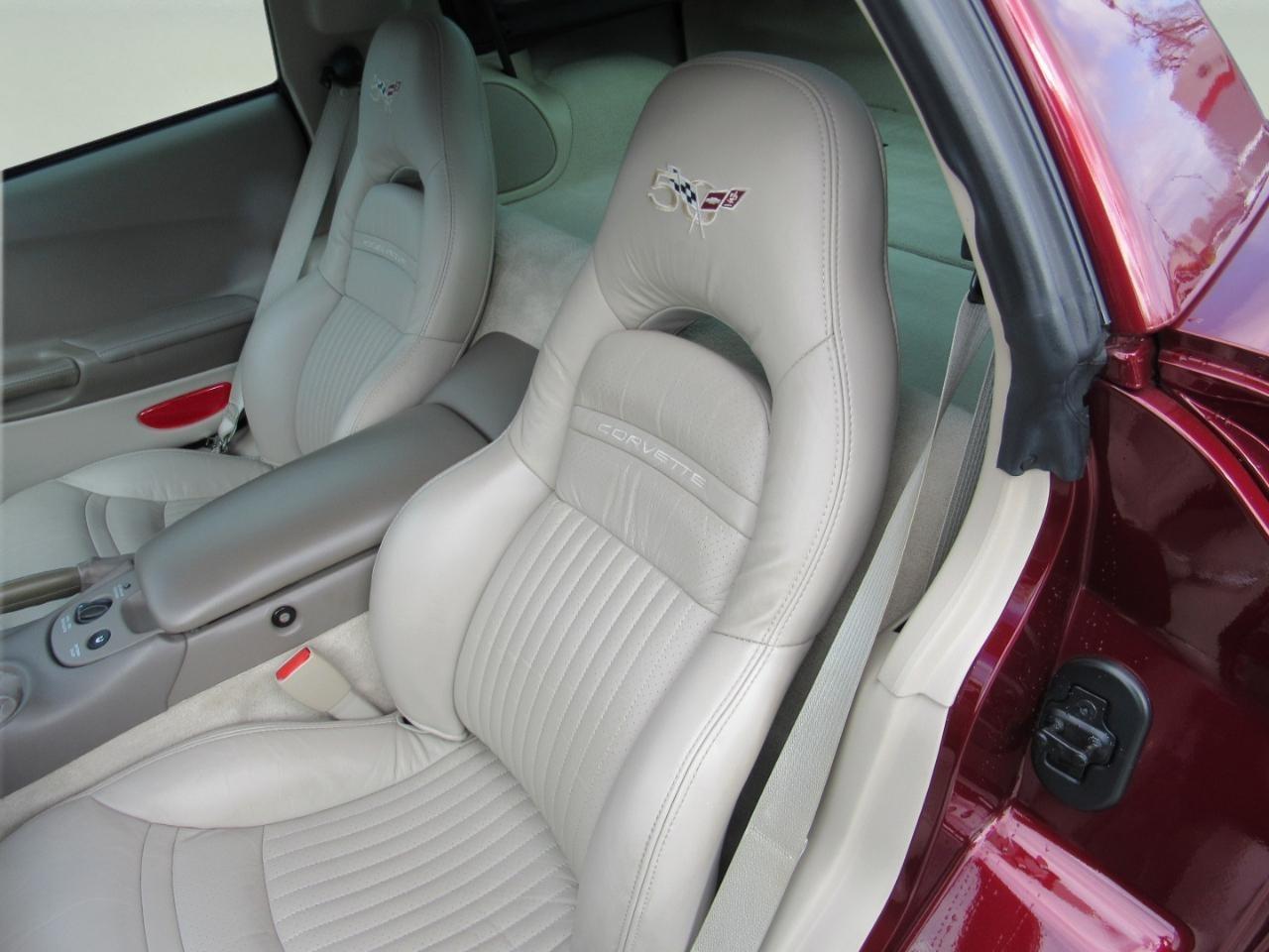 Chevrolet Corvette  2003