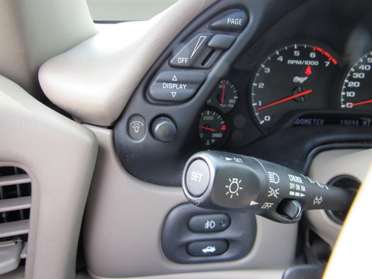 Chevrolet Corvette  2003