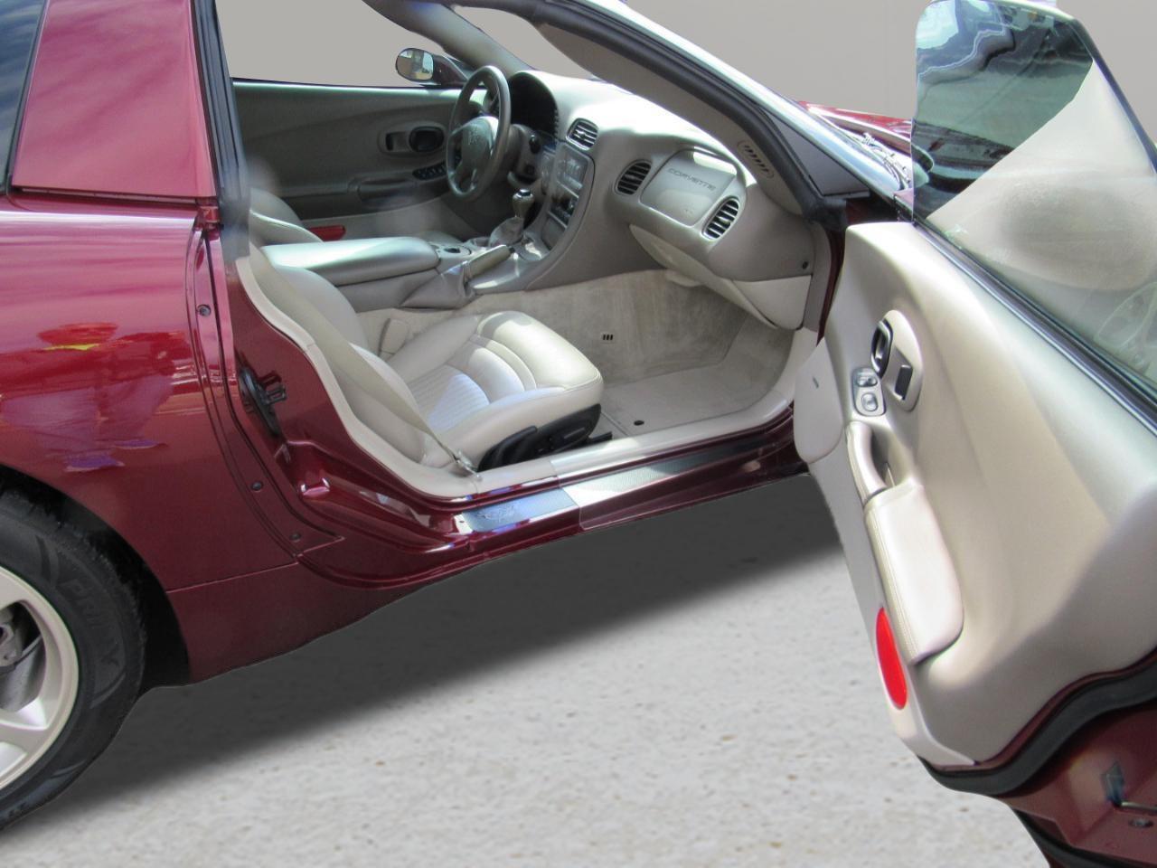 Chevrolet Corvette  2003