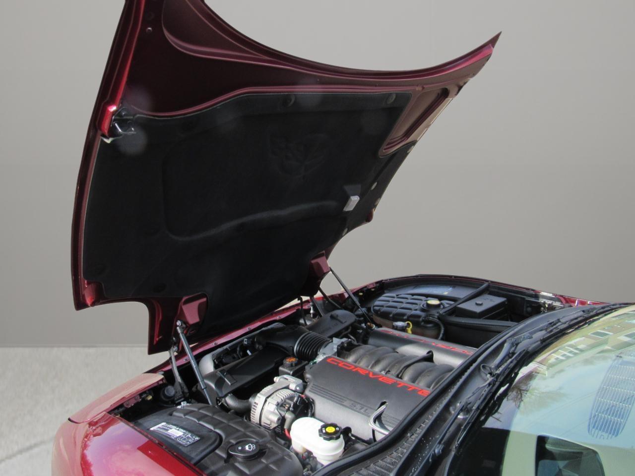 Chevrolet Corvette  2003