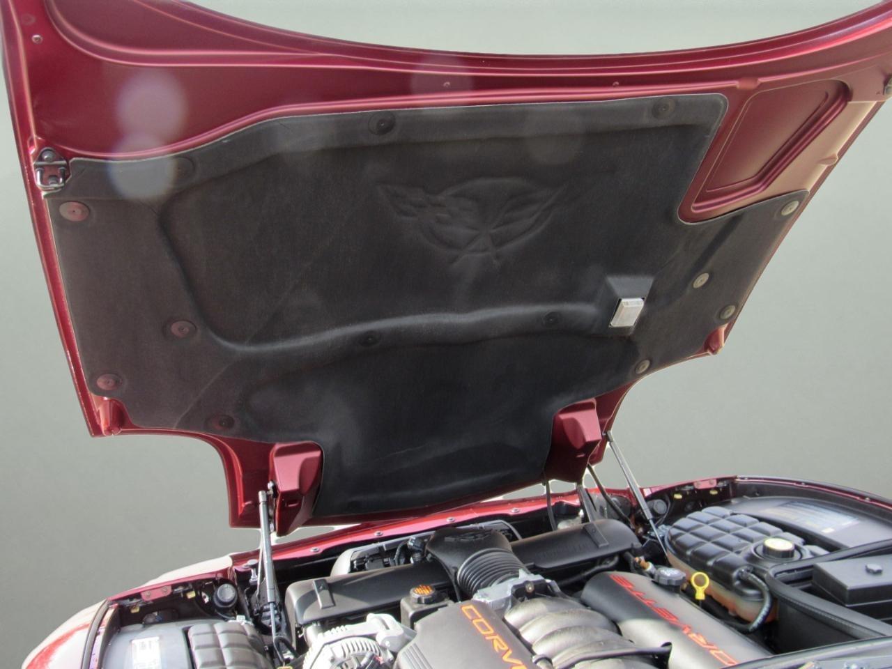 Chevrolet Corvette  2003