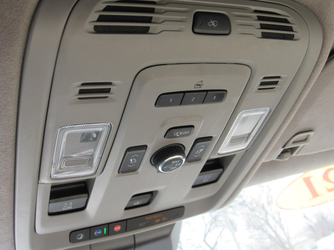 Cadillac Escalade Premium Luxury Platinum AWD 2021