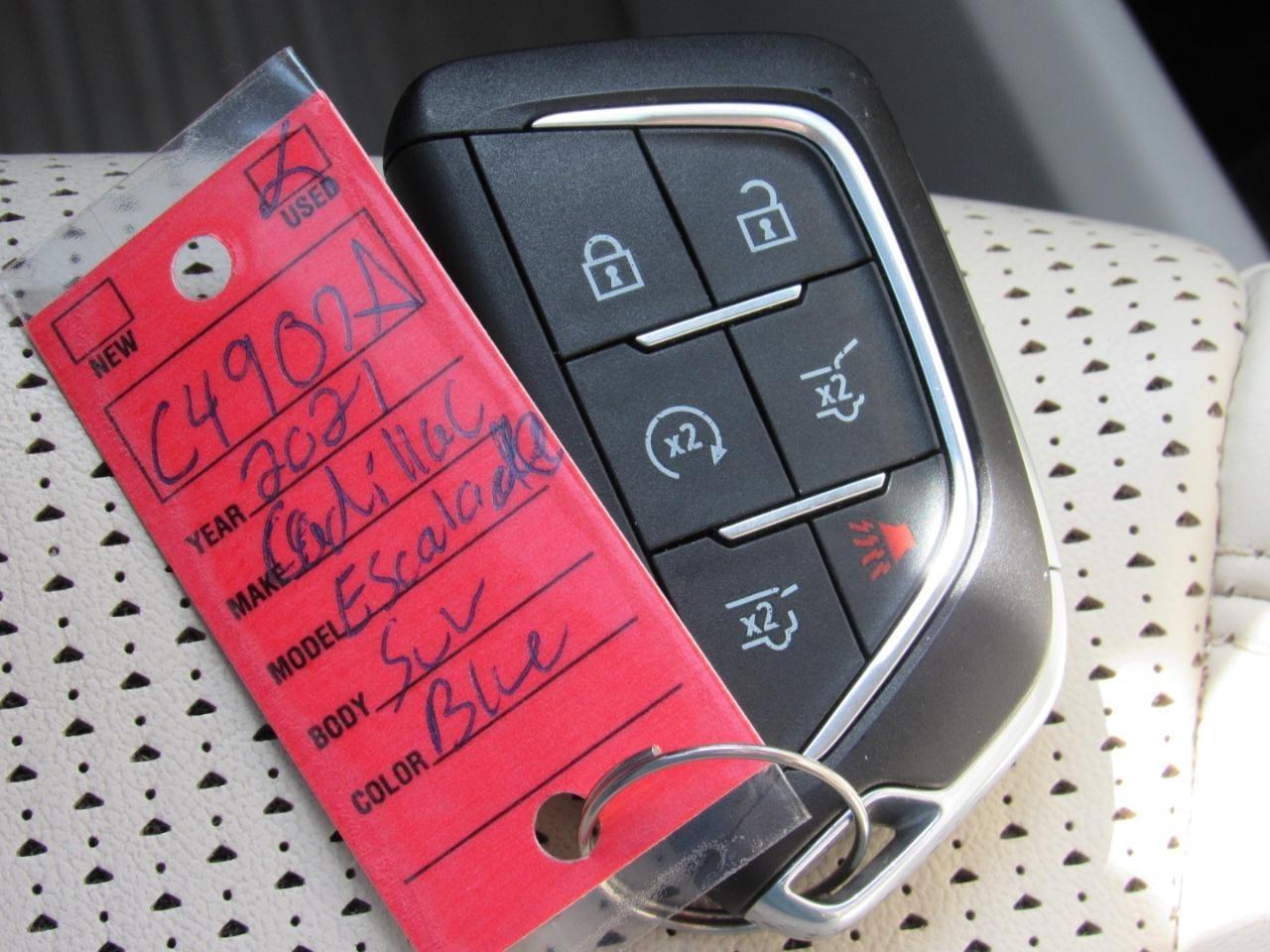 Cadillac Escalade Premium Luxury Platinum AWD 2021