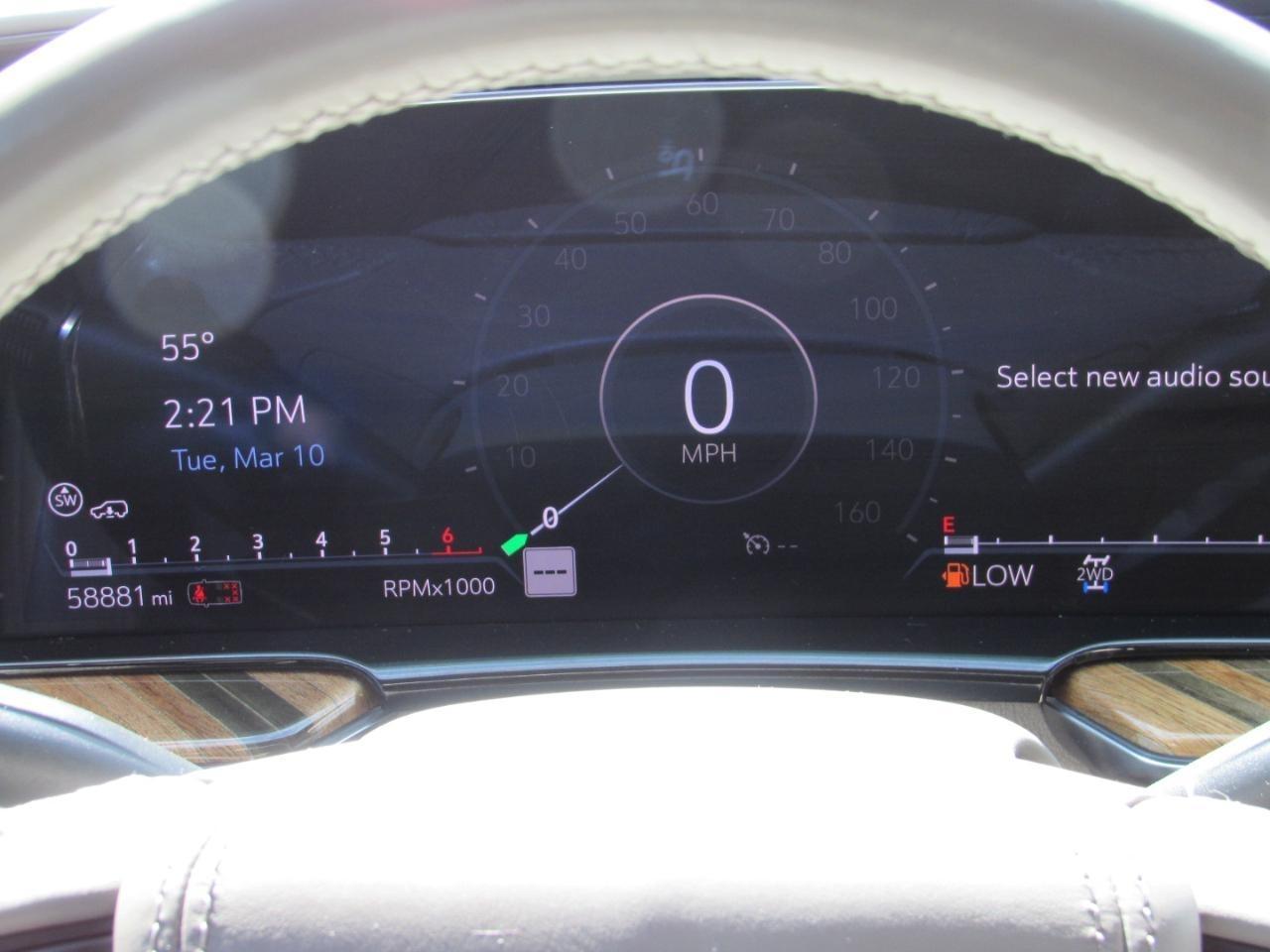 Cadillac Escalade Premium Luxury Platinum AWD 2021