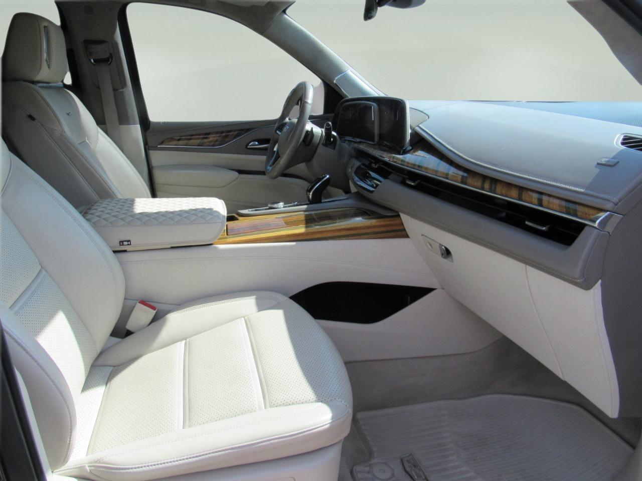 Cadillac Escalade Premium Luxury Platinum AWD 2021