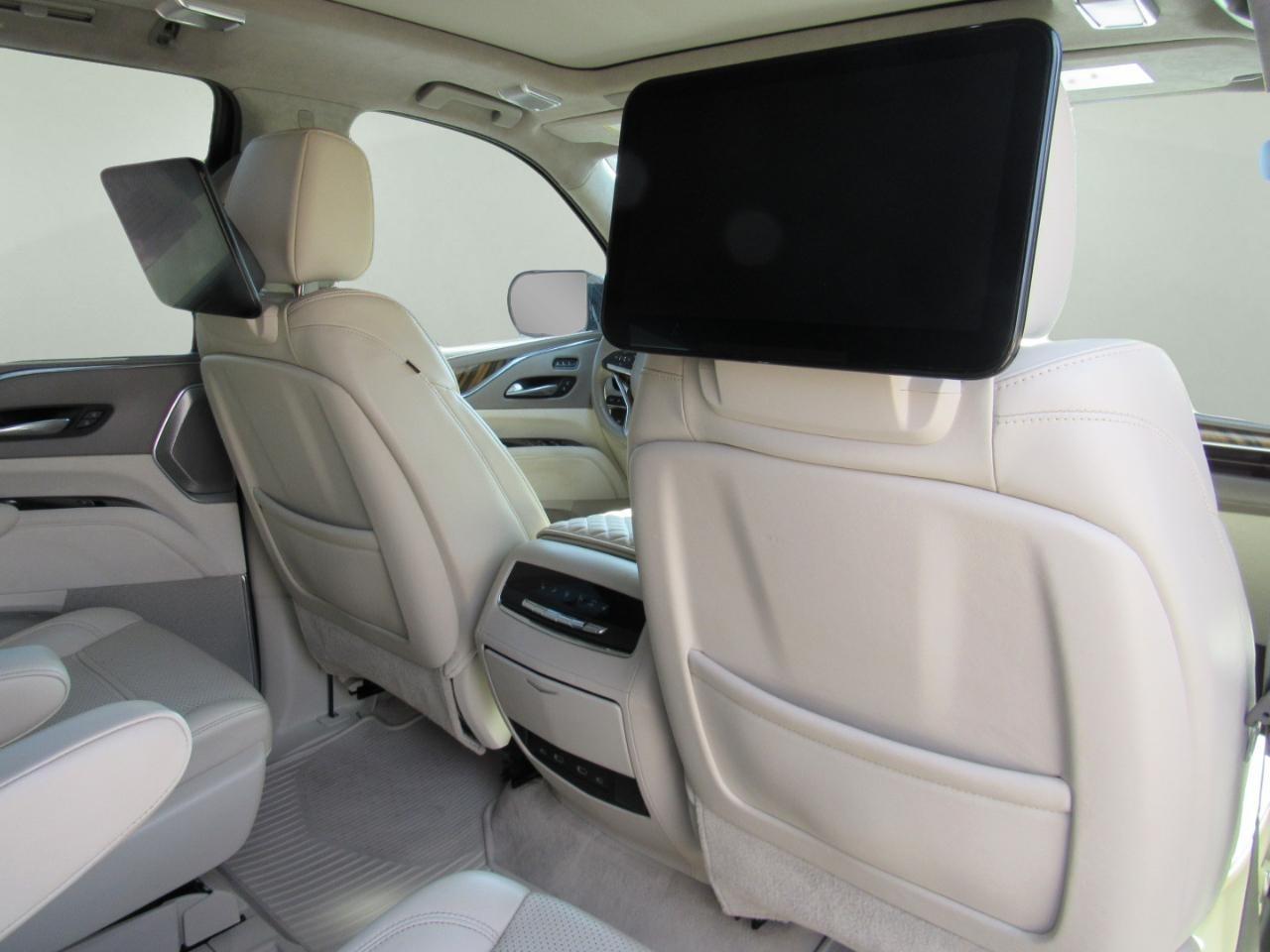 Cadillac Escalade Premium Luxury Platinum AWD 2021