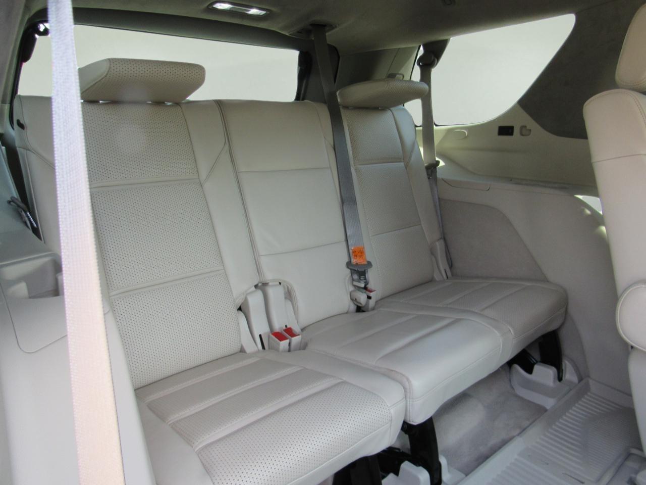 Cadillac Escalade Premium Luxury Platinum AWD 2021