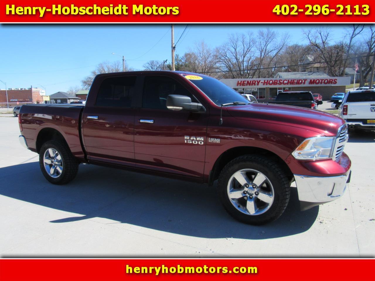 RAM 1500 Big Horn Crew Cab 4WD 2016
