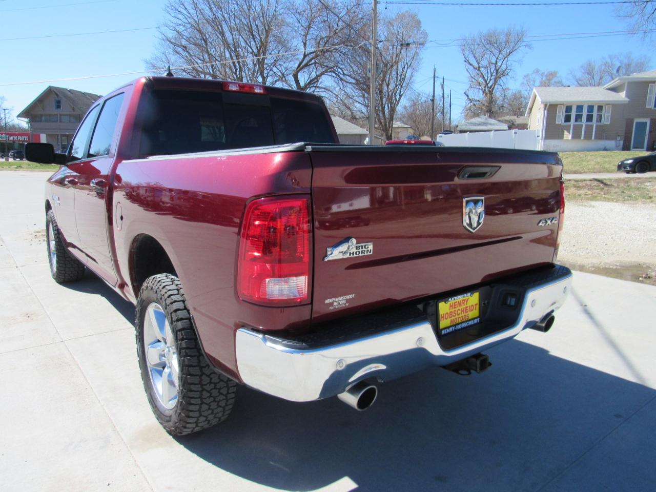 RAM 1500 Big Horn Crew Cab 4WD 2016
