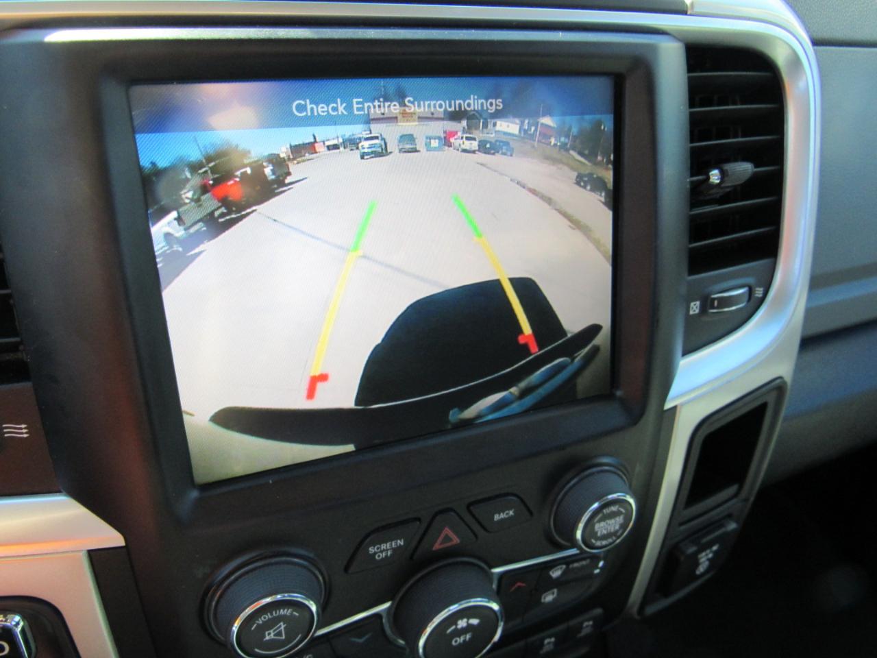 RAM 1500 Big Horn Crew Cab 4WD 2016