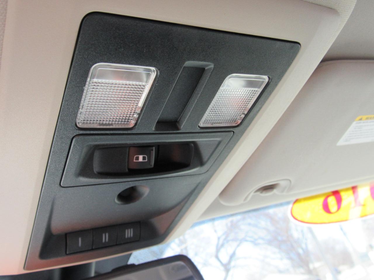 RAM 1500 Big Horn Crew Cab 4WD 2016