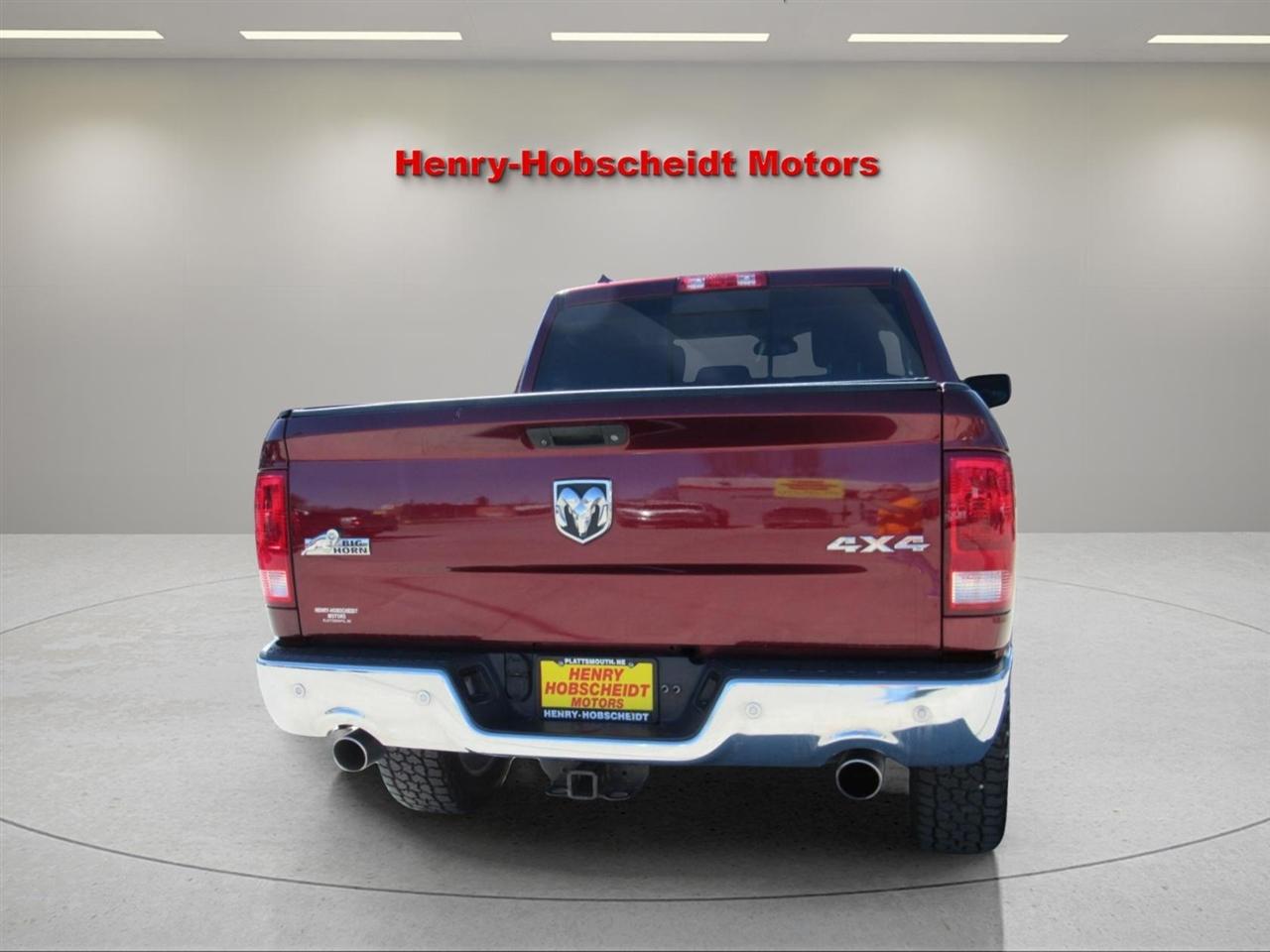 RAM 1500 Big Horn Crew Cab 4WD 2016