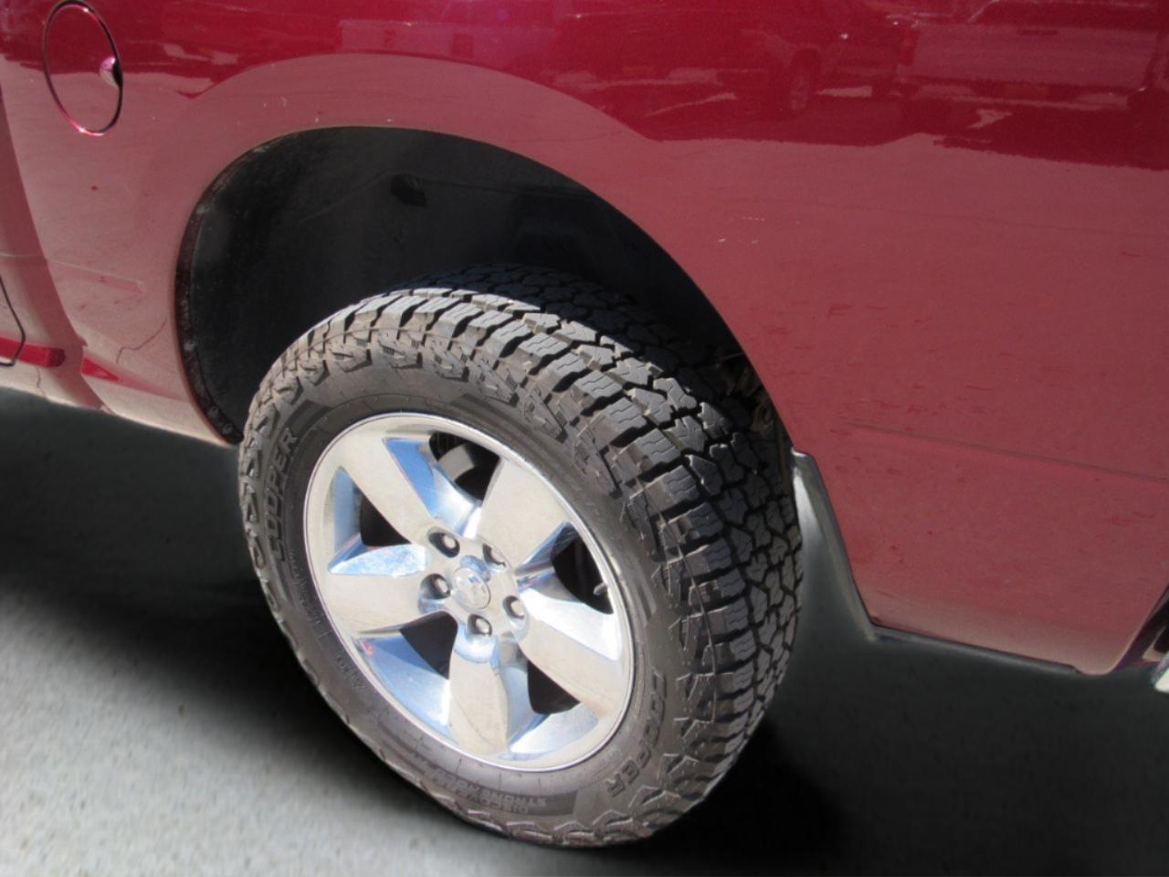 RAM 1500 Big Horn Crew Cab 4WD 2016