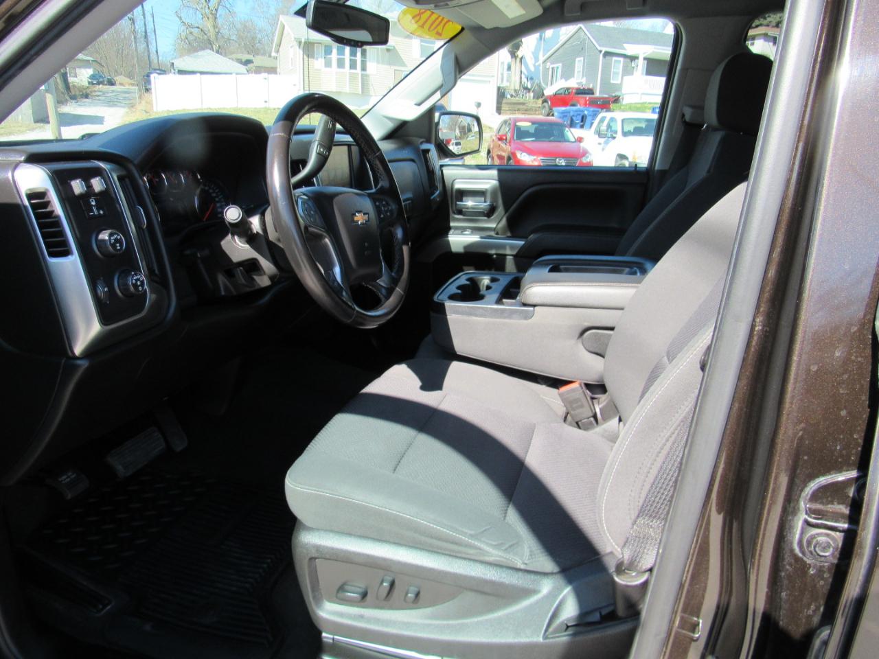 Chevrolet Silverado 1500 LT Crew Cab 4WD 2018