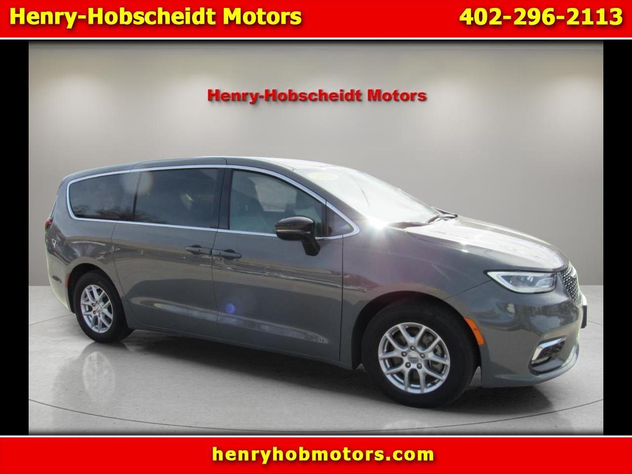 2025 Chrysler Pacifica FWD